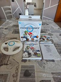 Mario Kart Wii con Volante e Scatolo 
