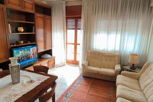 Arredato possibilità garage a non residenti