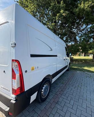 Renault master 2.3 dci L2H2