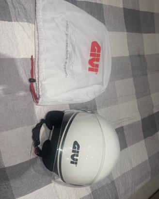 Casco Givi