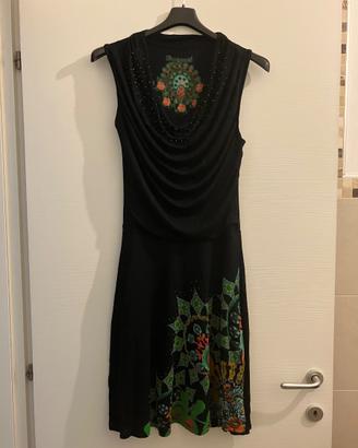 Vestito smanicato Desigual