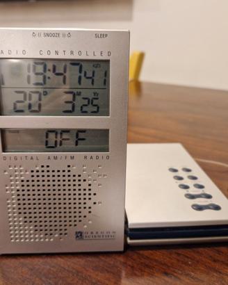 RADIOSVEGLIA OREGON SCIENTIFIC RADIOCONTROLLATO
