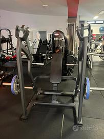 Shoulder press attrezzo palestra