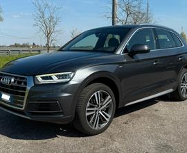 AUDI Q5 2ª serie S-Line MODEL YEAR 2018