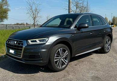 AUDI Q5 2ª serie S-Line MODEL YEAR 2018