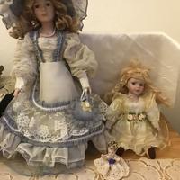 2 Vecchie bambole + 1 bambolina mignon