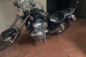 Moto yamaha virago 535