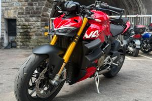 Ducati streetfighter v4s