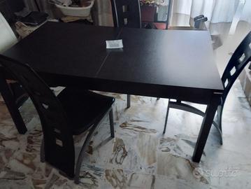 Tavolo in wangle da6 allungato diventa x 12