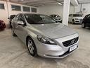volvo-v40-d3-geartronic-momentum