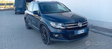 Wolksvagen Tiguan 2013 gpl autocarro 5 posti