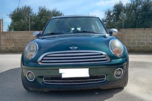 MINI COOPER D CLUBMAN 