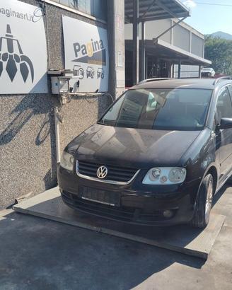 VOLKSWAGEN TOURAN 1.9 TD 2006 BXE  PER RICAMBI