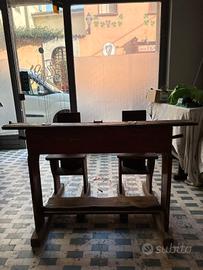 banchi di scuola