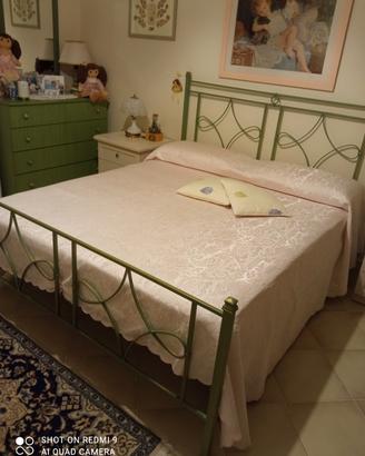 letto matrimoniale in ferro 