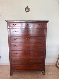 Cassettiera antica in legno con base di marmo