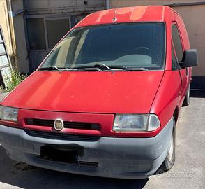 Fiat Scudo del 2000 marciante per pezzi di ricambi