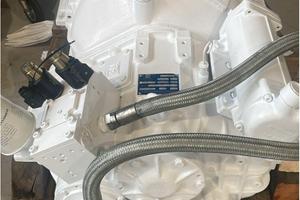 Coppia di invertitori/riduttori ZF 500 parallelo