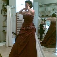 abito da sposa rosso veneziano