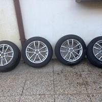 Gomme e cerchi invernali 205/55 R16 BMW + catene