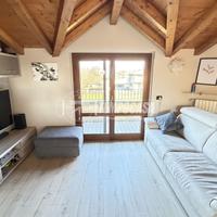 TRILOCALE DOPPI SERVIZI CON BOX DOPPIO CANTINA E T