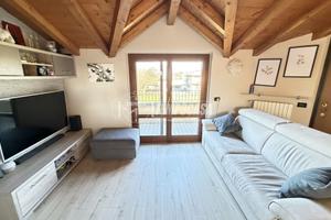 TRILOCALE DOPPI SERVIZI CON BOX DOPPIO CANTINA E T