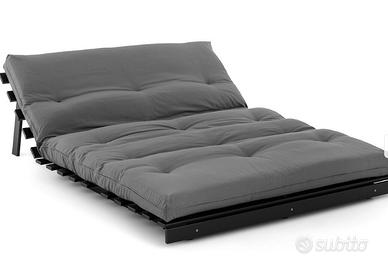 Divano letto tipo futon con materasso