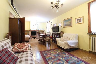 RUSTICO A CADELBOSCO DI SOPRA