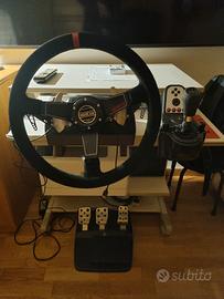 Volante, pedaliera, cambio Logitech G27