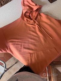 T-Shirt ManicheCorte Cappuccio