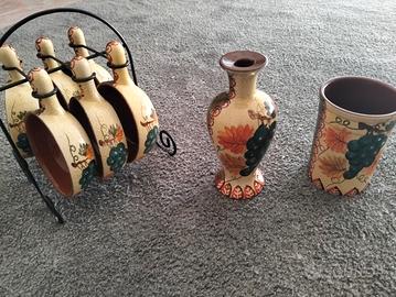 Set in terracotta 