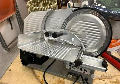 Affettatrice Seven 250mm lama 25 cm