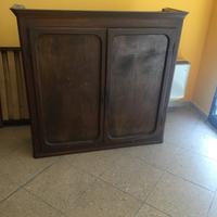 Armadio credenza a due ante