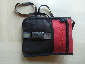 Borsello INVICTA originale