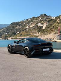 Aston Martin Vantage