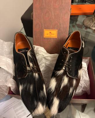 Etro, scarpe mai usate in cavallino