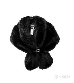 Collo di pelliccia ecologica, colore nero.