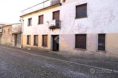 RUSTICO A TAVAGNACCO