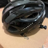 Casco oakley Areo 3 lite