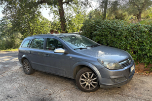 Opel Astra 19 cdti