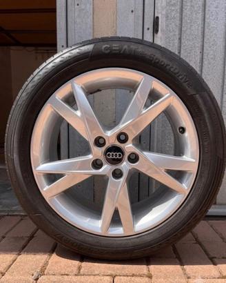 4 cerchi originali Audi con gomme estive