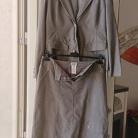 Elegante Tailleur con gonna. Oltre tg 50