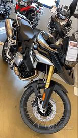 BMW F850 GS (Cavalli 95, motore bicilindrico)