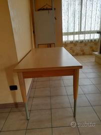 Tavolo in legno Berloni