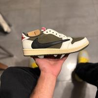 TRAVIS SCOTT OLIVE 42.5