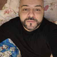 Barista,cameriere,addetto alle pulizie ,cassiere