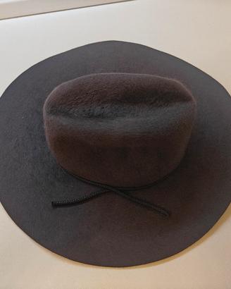 Cappello Di Anthony Peto