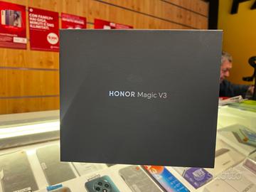 HONOR Magic V3