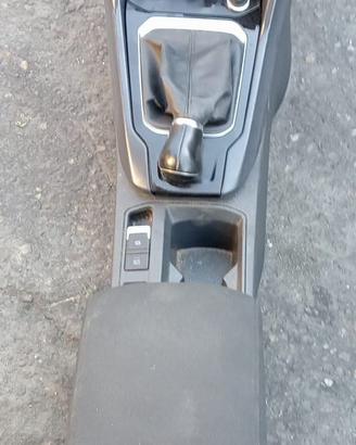 Tunnel centrale per W T-Roc 1.6 TDI del 2018