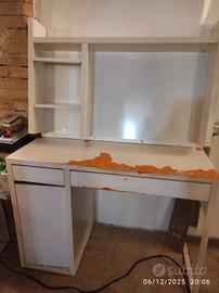 scrivania Ikea